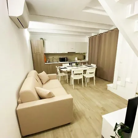 Affittimoderni Borgo - Irmi06 Apartment *